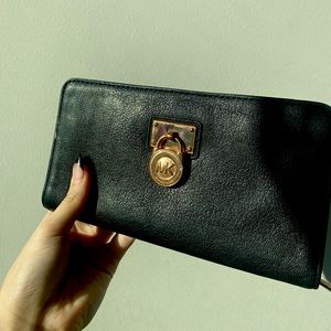 MK wallet